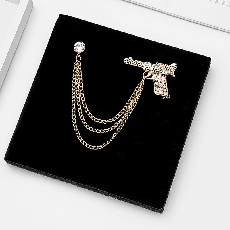 Blucome Fashion Chain Brosje Pistol Shape Pins Dames Brosje for Coat Suit Bag Hijab Pins