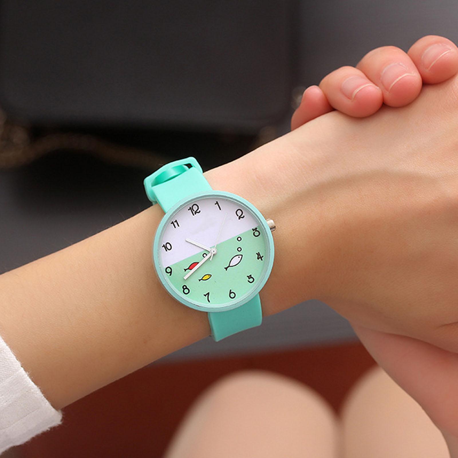 

Женские модные кожаные часы One Size