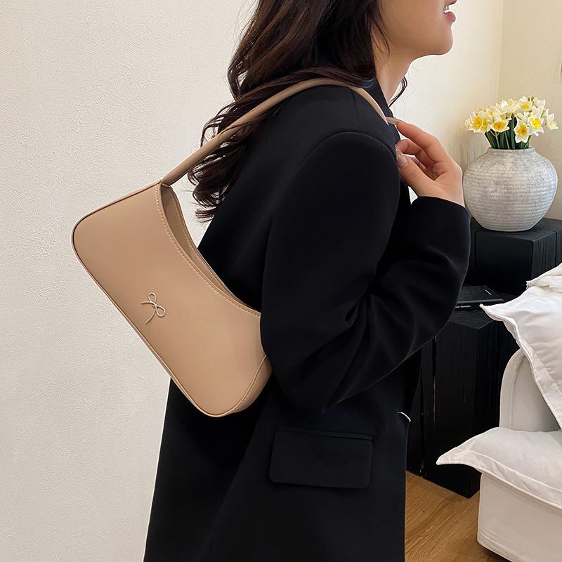 Casual Simple Premium Texture Bag Summer New Fashion Trend Retro Niche Design Shoulder Armpit Bag