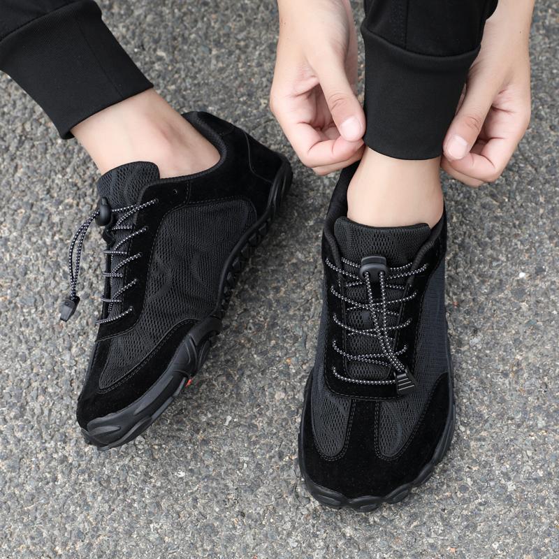 New Couple Outdoor Mountaineering and Hiking Leisure Sports Shoes Anti Slip Wear Resistant Lightweight and Comfortable