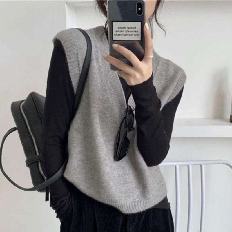 Women's Solid Color V-Neck Woolen Vest - New Knit Style for Spring and Autumn