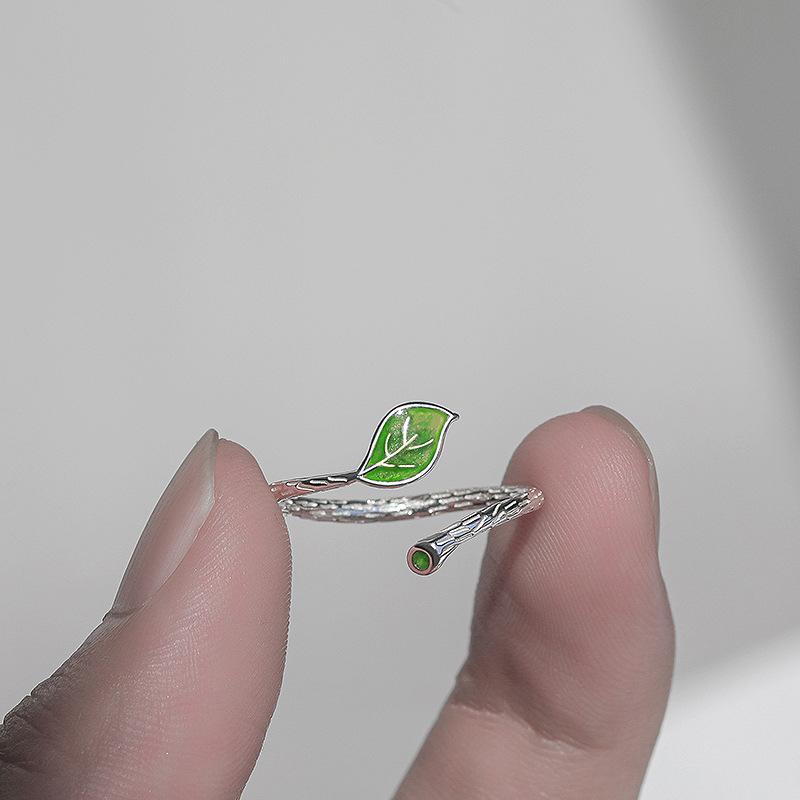 Niche Design Green Leaf Ring Female Personality Trendy Temperament Creative Branch Leaf Open Ring Ring Generation