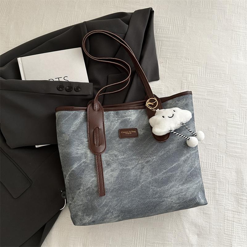 Retro Large-capacity Tote Bag Women's 2025 New Fashion Texture Shoulder Bag Simple Work Commuter Bag Splicing