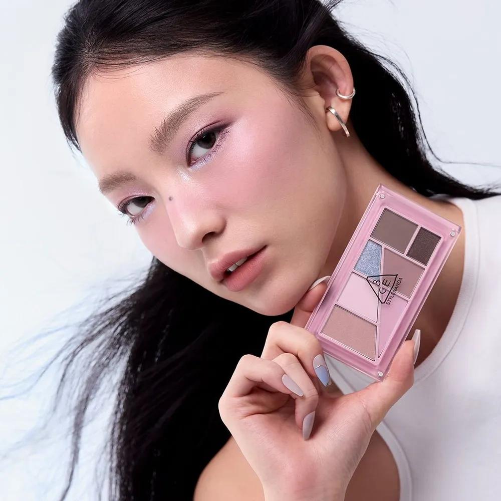 Layer It All Eye Palette (Included) Layer It All Dual Eye Brush