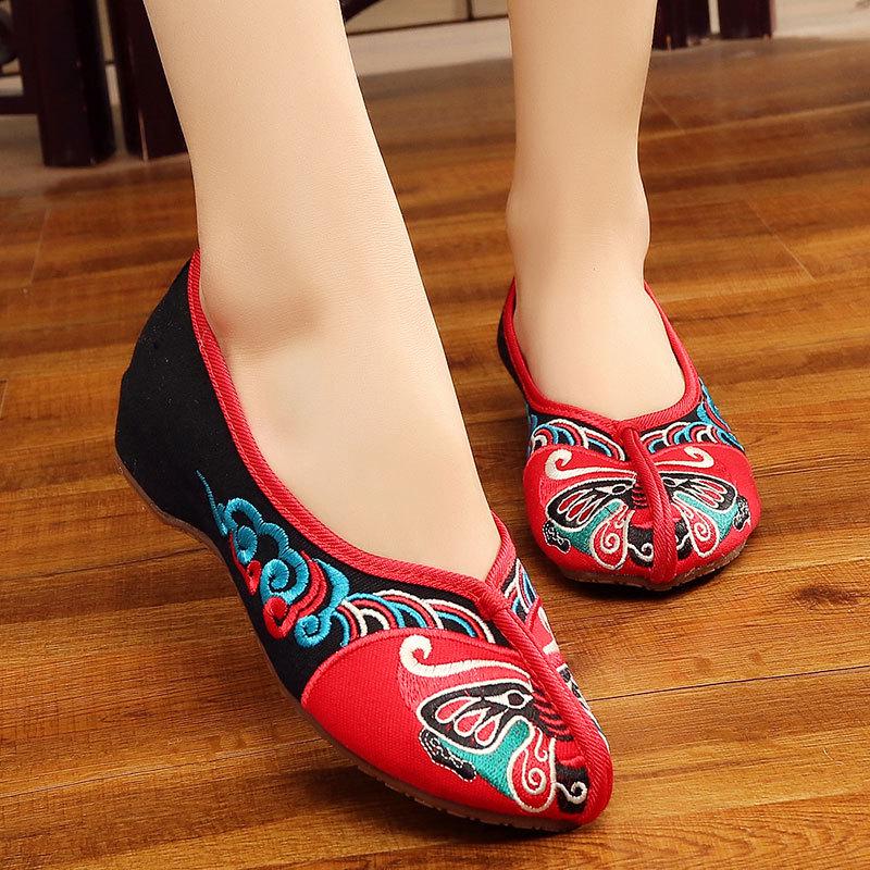 Women's Ethnic Style Embroidered Wedge Heel Cloth Shoes for Spring and Summer
