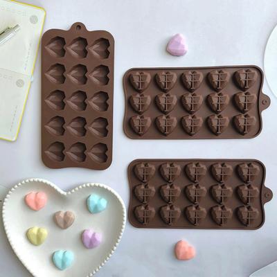 3D Diamond Heart Silicone Mold 15 Grid Diamond Love Heart Shaped Mold Tray Silicone Baking Pan Mold for Making Cake Chocolate Mousse Dessert