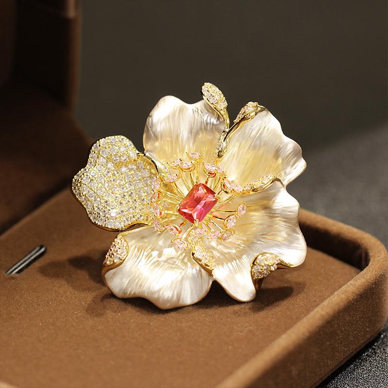 Fashion Retro Alloy Flower With Pearl Brooch Chest Flower Corsage Pearl Accessories Pin