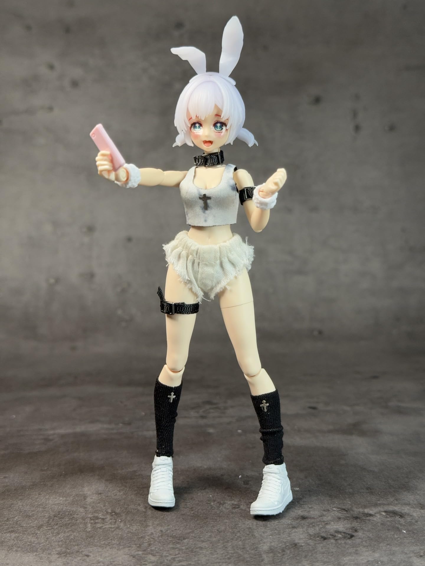 

HAMRETHYPPZ Cute and Casual Includes clothing for scale Cute short mini sexy super and cute sports and body not 1/12 Sets. Size 1/12 scale. 1/12