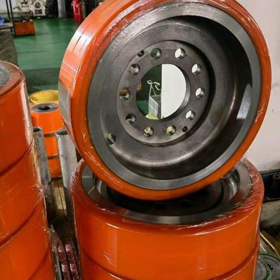 Coal Mine Monorail Locomotive Rubber Drive Wheel: 340x100, 355x95, 400x100