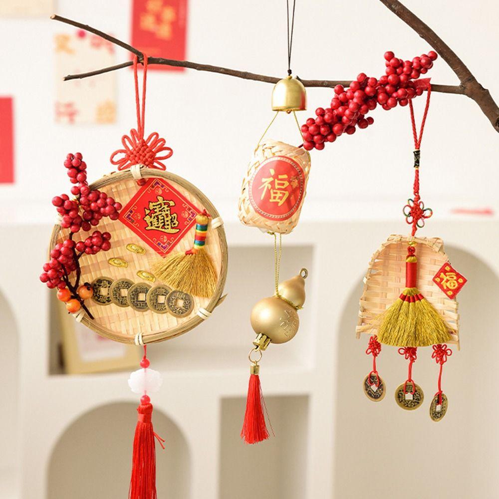 Red New Year Decoration Chinese Knot Tassel Chinese New Year Hanging Pendant Lucky Charm Greeting Chinese Traditional Decoration
