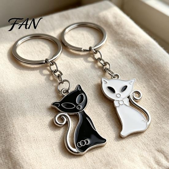 Kitten Backpack Pendant 2Pcs Black White Cat Keychain for Backpacks, Oil Dripping Enamel Metal Key Ring Ring, Bag Schoolbag Charm Decoration