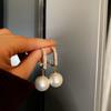 Silver Needle Retro Flower Pearl Earrings French Niche Stud Earrings Light Luxury High-end Earrings Women