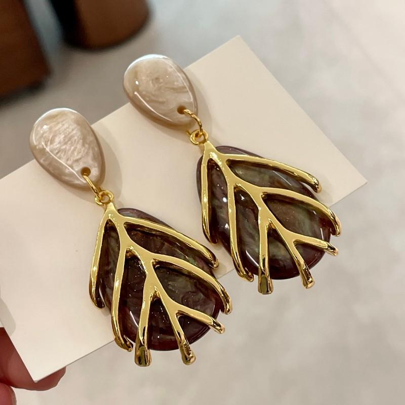 

Модные серьги-подвески для женщин золотой