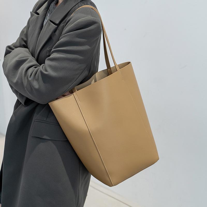 Leather Women's Bags, Light Luxury Niche Bucket Bags, New Tote Bags, Large-capacity Women's Versatile Commuter Shoulder Bags