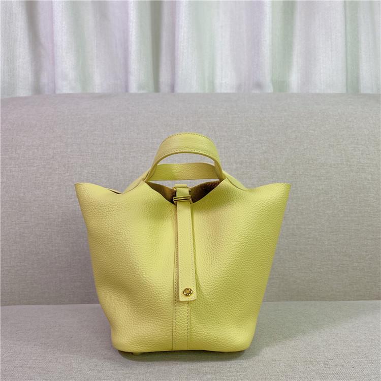 2023 Lychee Pattern Cowhide Leather Tote: Stylish, Spacious Handheld Bag for Women