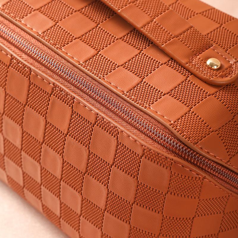 Large Capacity and Portable Designmultifunctional PU Leather Folding Travel Makeup and Toiletries Bag Large Capacity and Porta