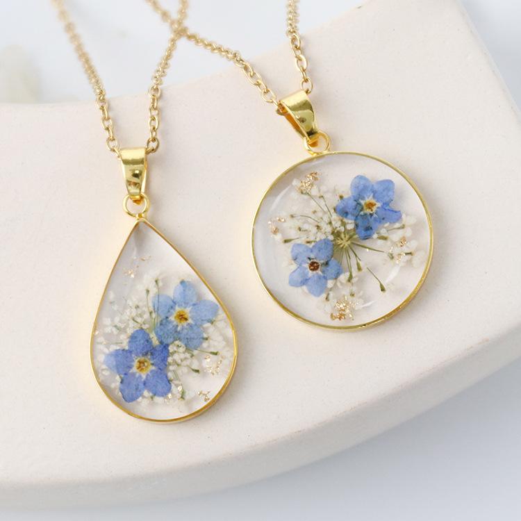 Ivy Rose Gold Forget-Me-Not Pendant Real Dried Flower Jewelry Transparent Resin Crafts Premium Necklace