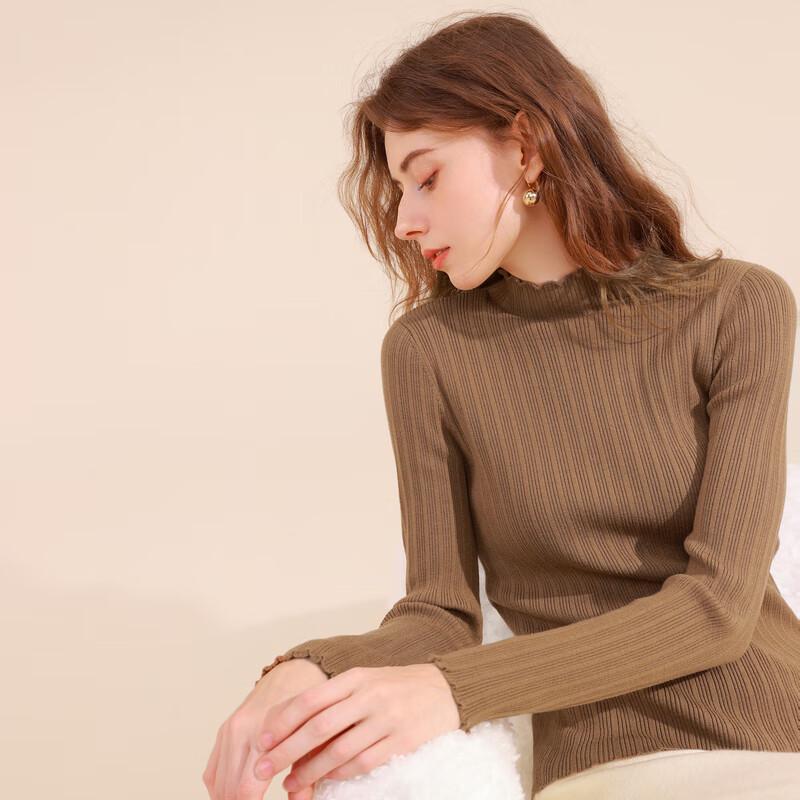 

Женский базовый топ в рубчик с воротником-стойкой Sancai S