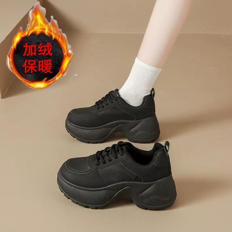 Small man increases height, platform dad shoes, women's autumn and winter versatile little white shoes with skirts, fashionable and velvet casual spor