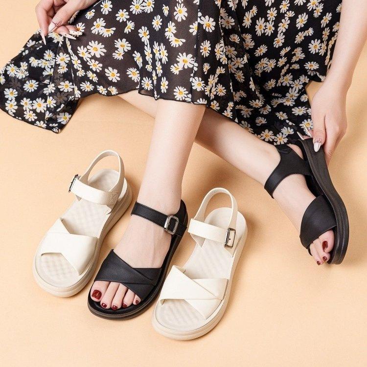 Platform Sandals, New Casual Outer Wear In Summer, Flat-bottomed Small Fragrant Style with Skirt, Two Sandals.