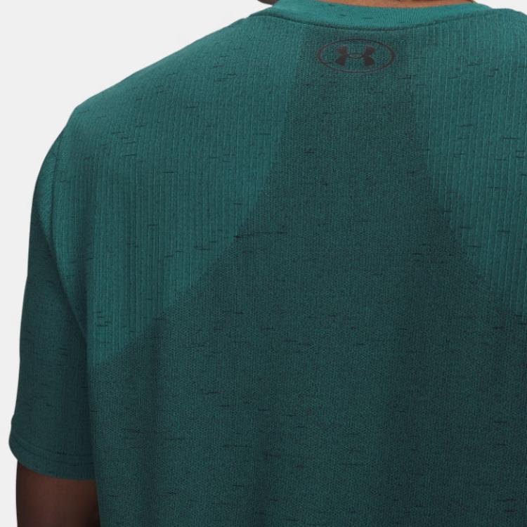 Under Armour T-Shirts Men's Green Crew Neck