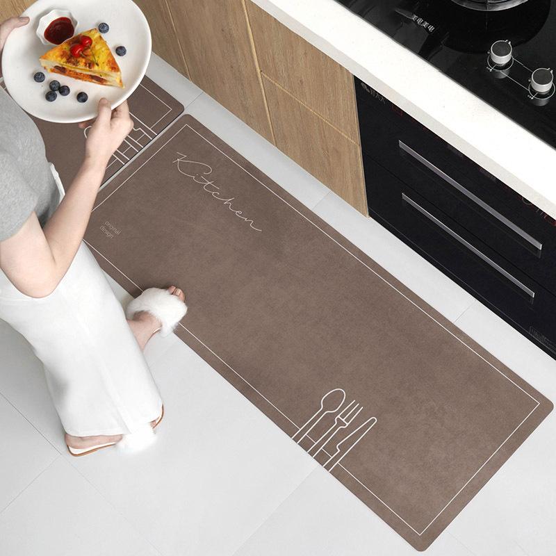 Nowoczesny Prosty Dywanik Kuchenny Absorbujący Dywanik z Ziemi Okrzemkowej Łatwy do Wyschnięcia Łatwy w Pielęgnacji Antypoślizgowy Dywanik Pod Stopy