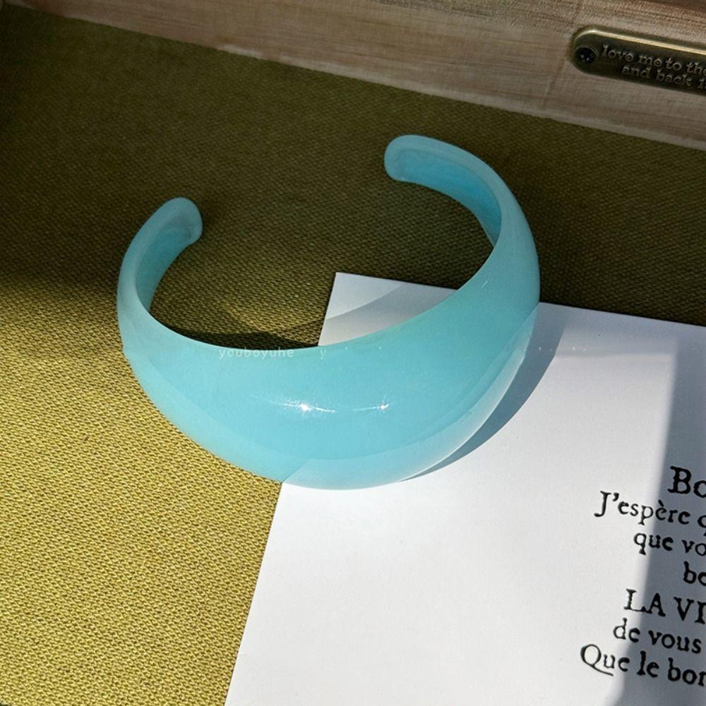 Europe American Style Resin Bangle Dopamine C Shape Cuff Bangles Exaggerated Bracelet  Girls