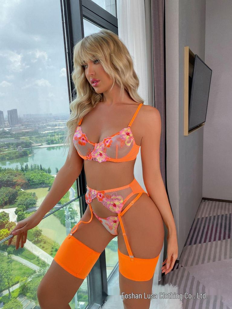 Stylish Steel Ring Embroidery Mesh Garter Belt Set - Multi-Color Body Shaping with Split Design