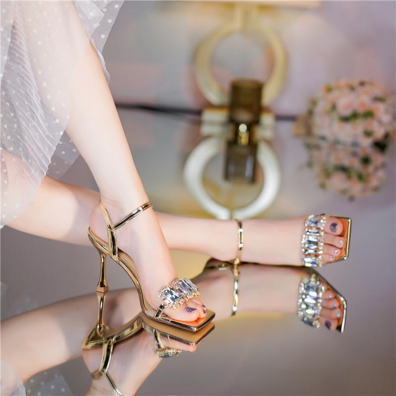 Fashion One word diamond gold square toe sandals for women's summer 2025 new open toe shoes