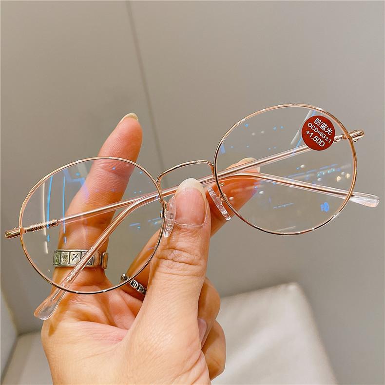 

Trendy reading glasses for the elderly, vintage round frame TR90Blue light blocking reading glasses for men and seniors 100Degree золотой