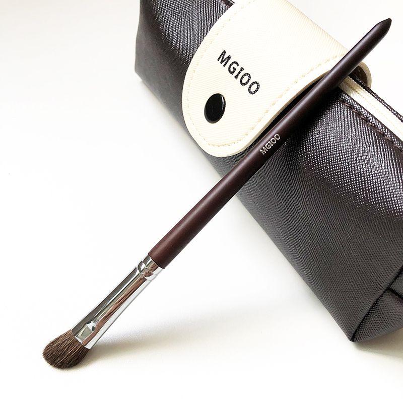 

Mgioo Soft Hair Oblique Head Eye Countour Brush Highlight Brush Import Pony Hair Eye Shadow Brush Beginner Eye Makeup Makeup Tools