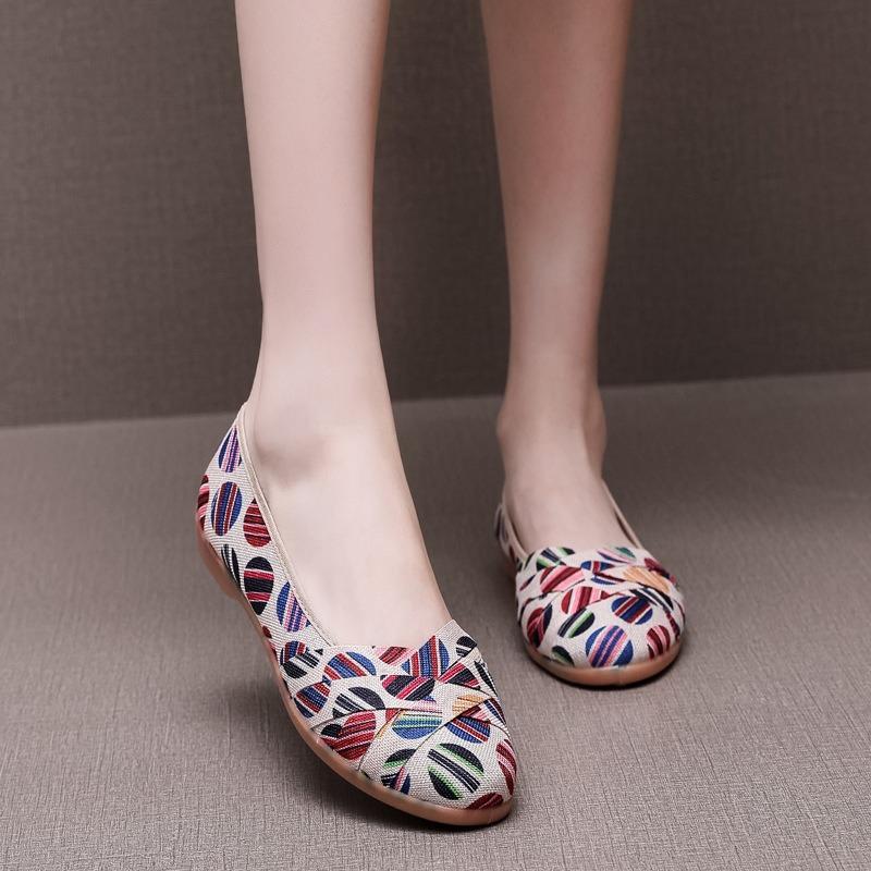 Frühling und Sommer neue alte Pekinger Stoffschuhe Damen Low-Top vielseitige Canvas-Schuhe Ein-Pedal flache Schuhe niedriger Absatz bequeme Fischer-Schuhe