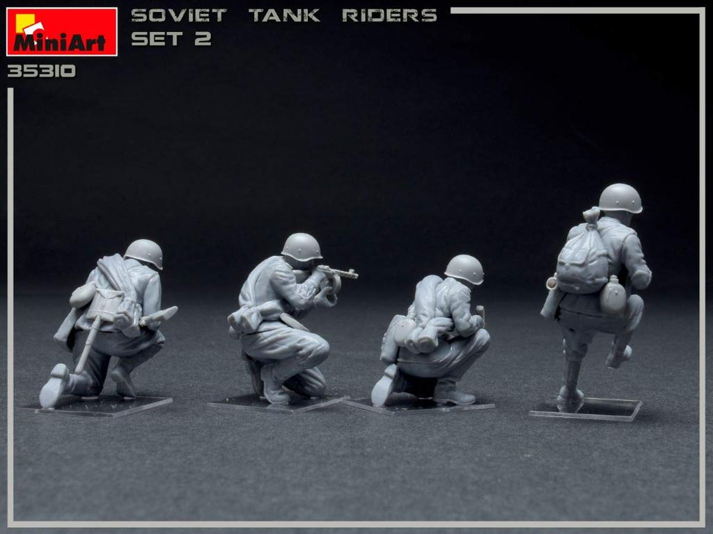 Miniart Soviet Infantry Tank Crew Set 2 Plastic Model Kit MA35310 1/35 (4 Figures)