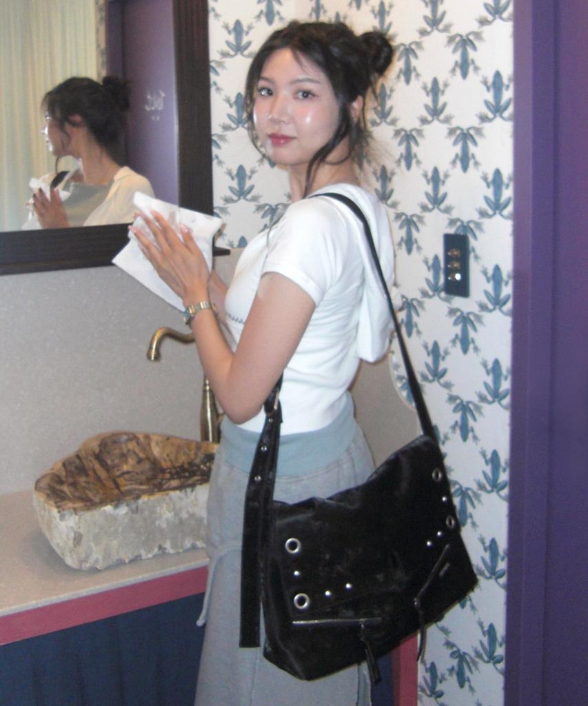 Raiment Haze Bag_Black