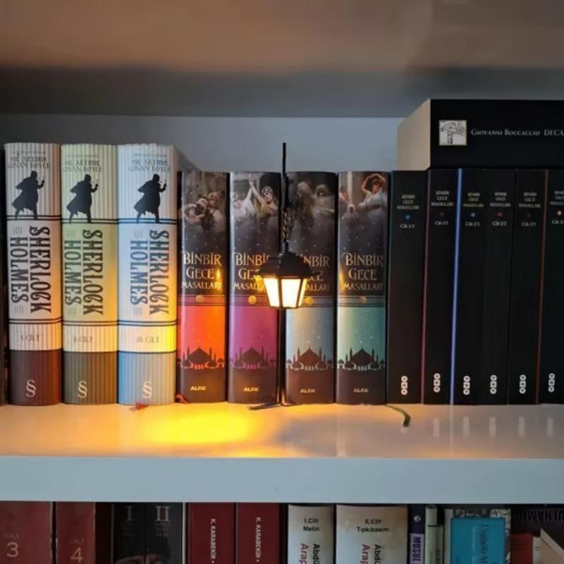 Vintage Bookshelf LED Lamp 1 PCS Library Lantern Style Warm Nightlight for Office Living Room Ornament