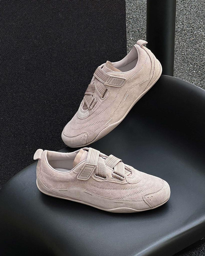 Flat-bottomed non-slip versatile sports shoes 2025 new women's shoes children's popular lightweight soft-soled casual shoes