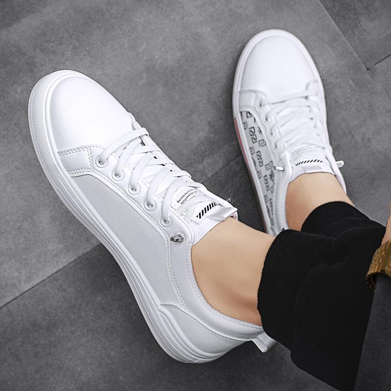 New Fashion Men Leather Casual Shoes Lightweight Breathable Flats Shoes Luxury Men's Outdoor Walking Sneakers 2025 New Men