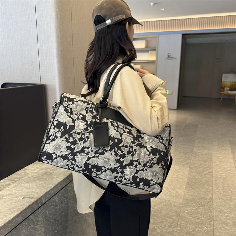 Travel Bag Women's Large Capacity Lightweight New Luggage Bag Short Business Trip Fitness Storage Bag