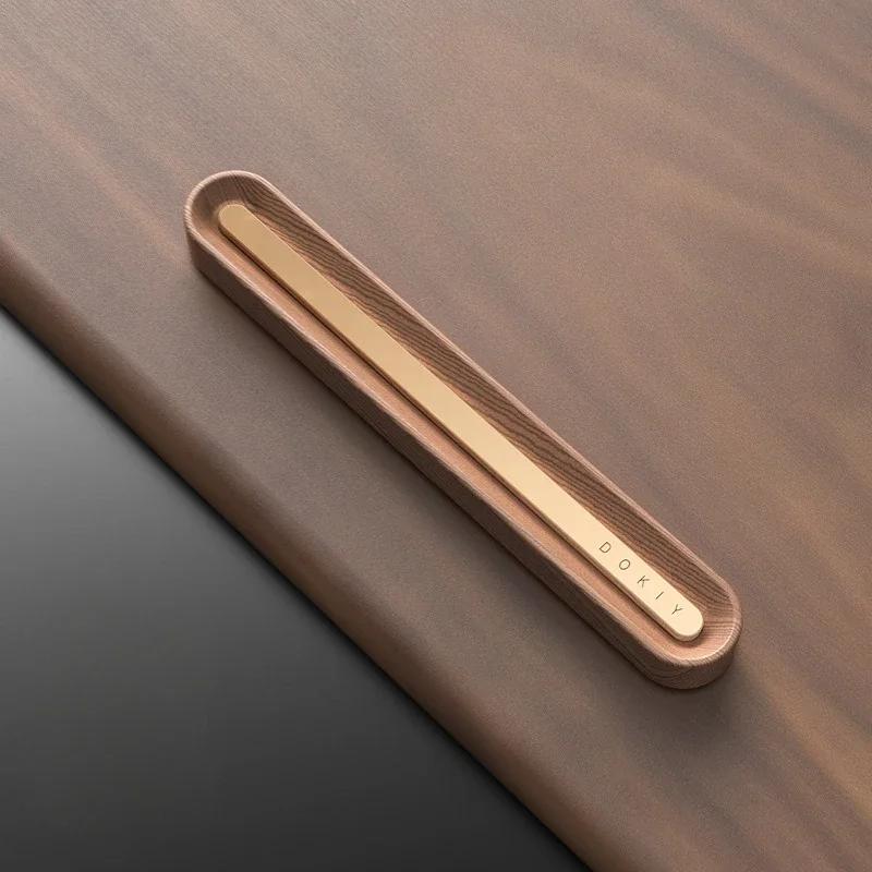 Car Air Freshener Alloy Solid Wood Long Lasting Fragrance Aromatherapy Air Outlet Diffuser Car Interior Accessories