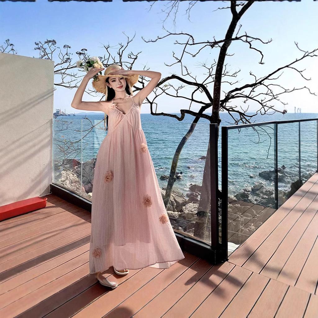 Real Photo of Pink Floral Vacation-style Halter Dress: Gentle Sweet, Fairy-like High-end Beach Dress