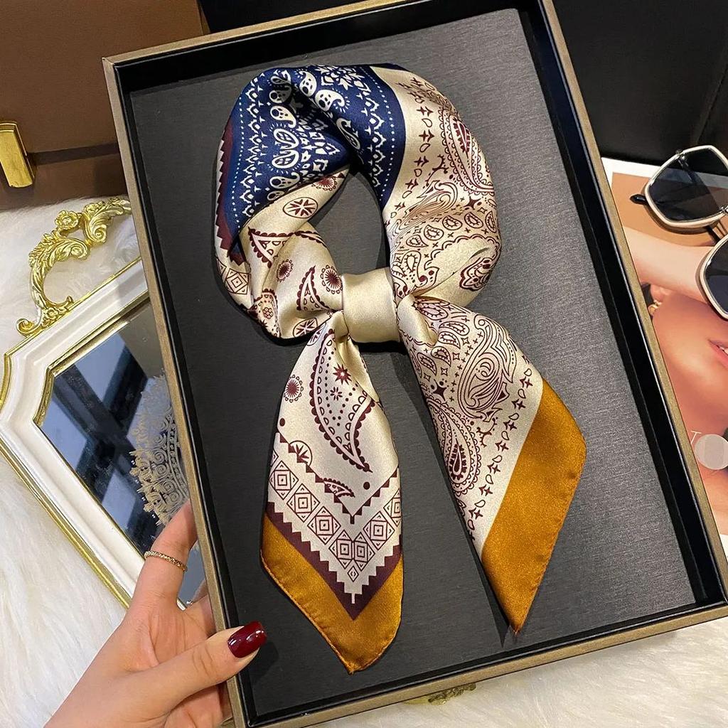 Fashion 70X70Cm Women'S Scarf Silk Paisley Print Scarf Square Shawl Decorative Headband Neck Luxury Design Bandana