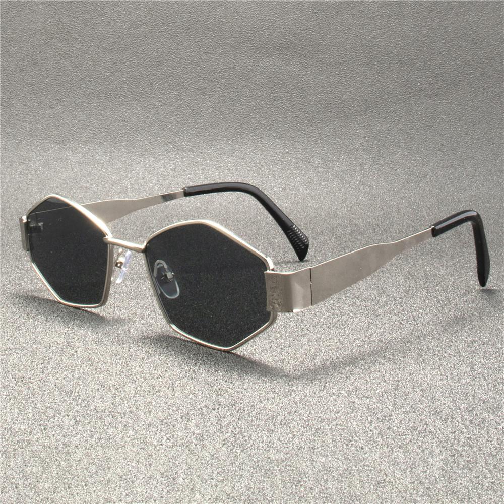 Vintage Punk Style Sunglasses Men Retro Round Metal Frame Women Sun Glasses Fashion Eyewear