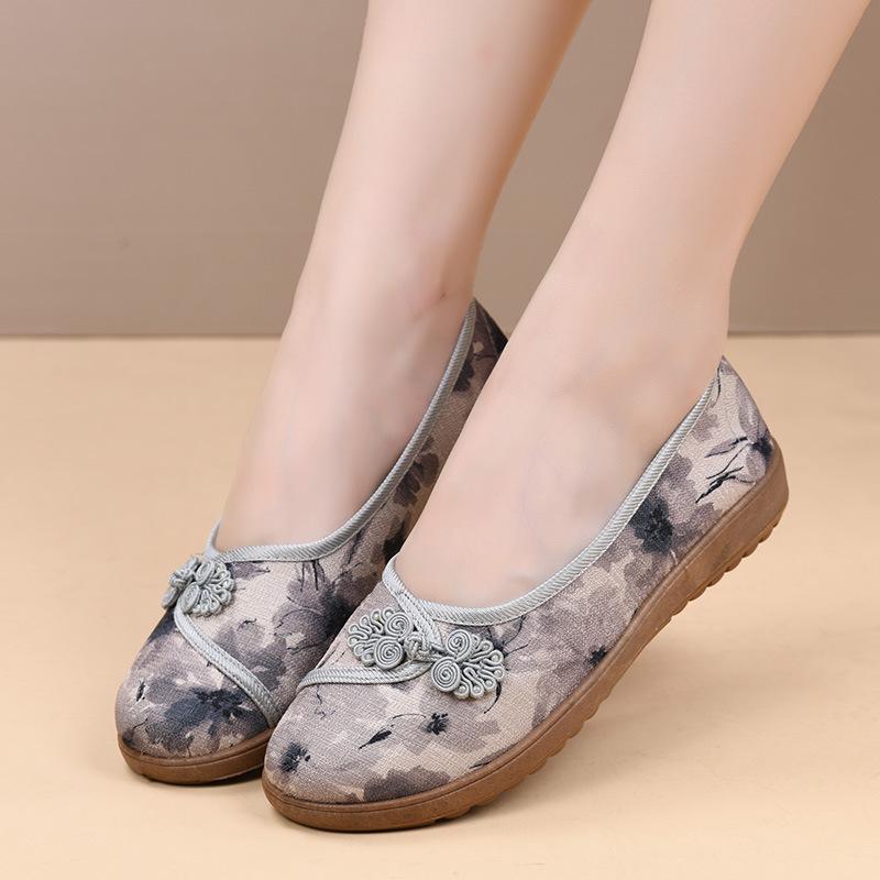 

****** и Осенние Старые ******* Тканевые Туфли Женские Одинарные Туфли Дышащие На Плоской Подошве Вышитые Туфли S**t Подошва Одна Педаль Туфли для Мамы 40