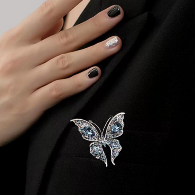 Rhinestone Butterfly Brooch Sparkly Exquisite Vintage Style Fashion Jewelry for Dinner Party Daily Outfit Anniversary Gift