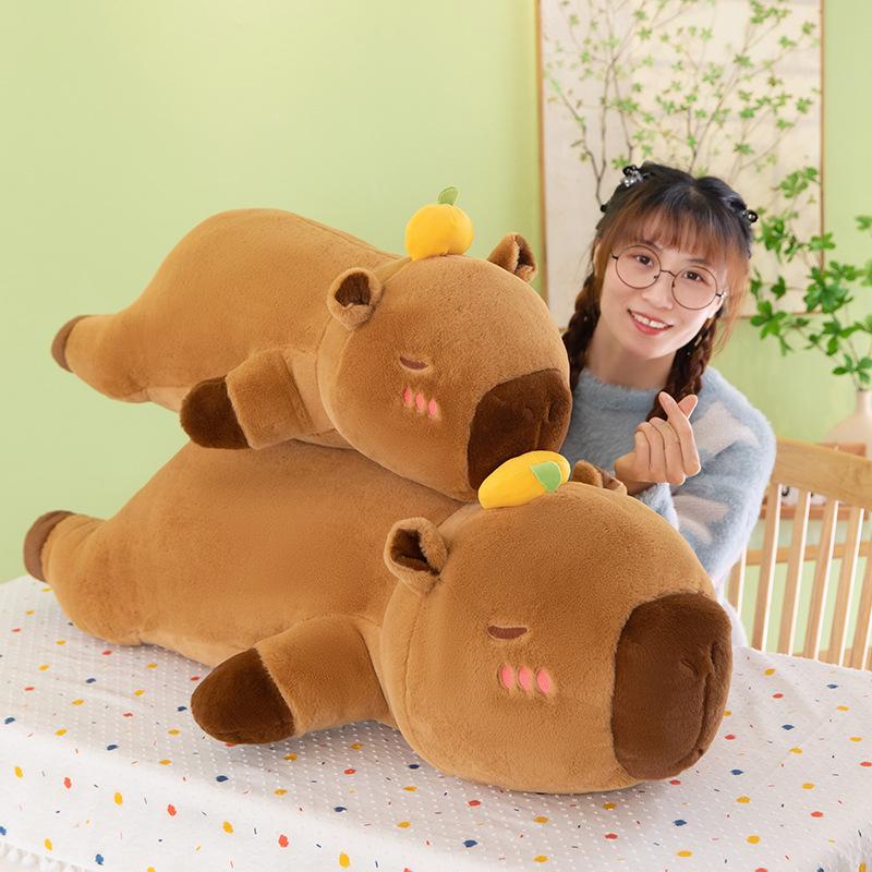 

Capybara Plush Doll - Cozy Bedtime Cuddle Pillow in Persimmon Style 60 cm
