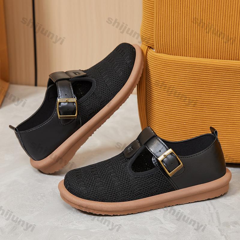 Fashion Women Flats 2025 Summer New Mesh Breathable Soft Sole Casual Shoes Fashion Metal Decoration Vintage Comfortable Non Slip Sandals