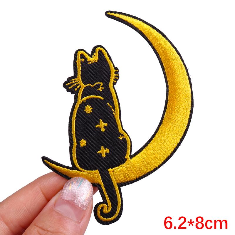 Cartoon Patch Sun Moon Embroidered Patches DIY Iron On Patches For Clothing Jackets Jenas Backpack Sew Embroidery Badges Sticker
