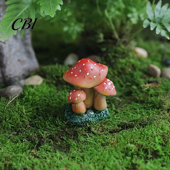 Statue Mini Resin Mushroom Figurine, Miniature Fairy Wild Garden Accessories, Little Ornament Fake for Micro Landscape Plant Pots Bonsai Decor