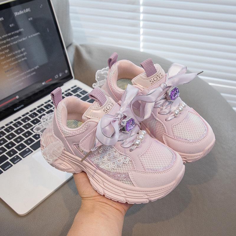 

Детские кроссовки для девочек 2025 осень новая модная модель в иностранном стиле для маленькой девочки кружево жемчуг детская спортивная обувь кроссовки для бега 37 (inner length about 22 cm)