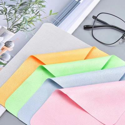5 Piezas Paño Limpiador de Gafas Microfibra Adaptable Para Pantallas Lentes Gafas de Nylon O Polaroid 15*18cm Color Aleatorio